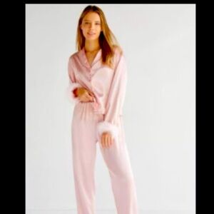 Francescas pink pajama set (6 quantity)